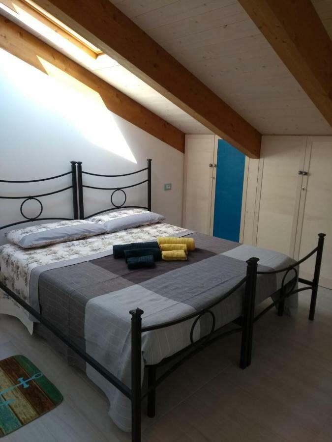 Casa Vacanze “Sale Di Mare” เปสการา ภายนอก รูปภาพ