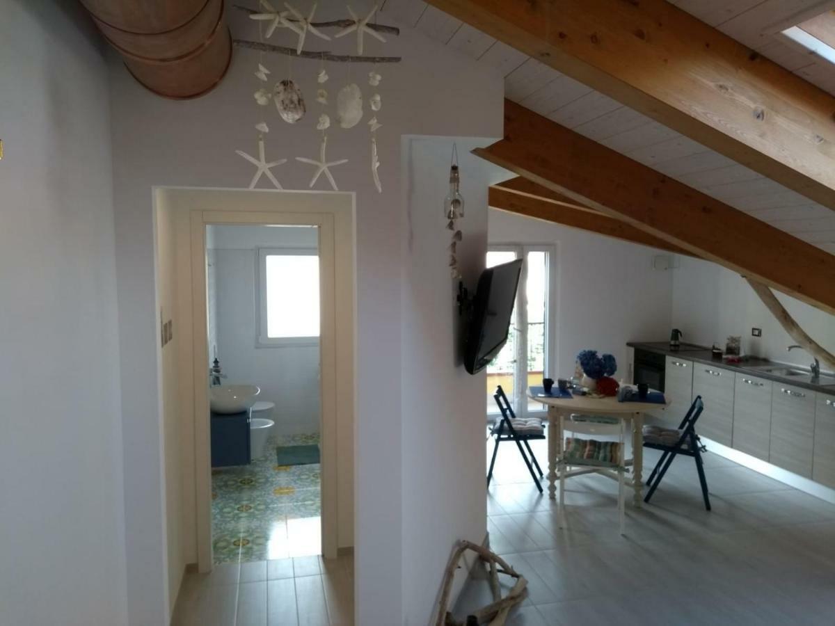Casa Vacanze “Sale Di Mare” เปสการา ภายนอก รูปภาพ