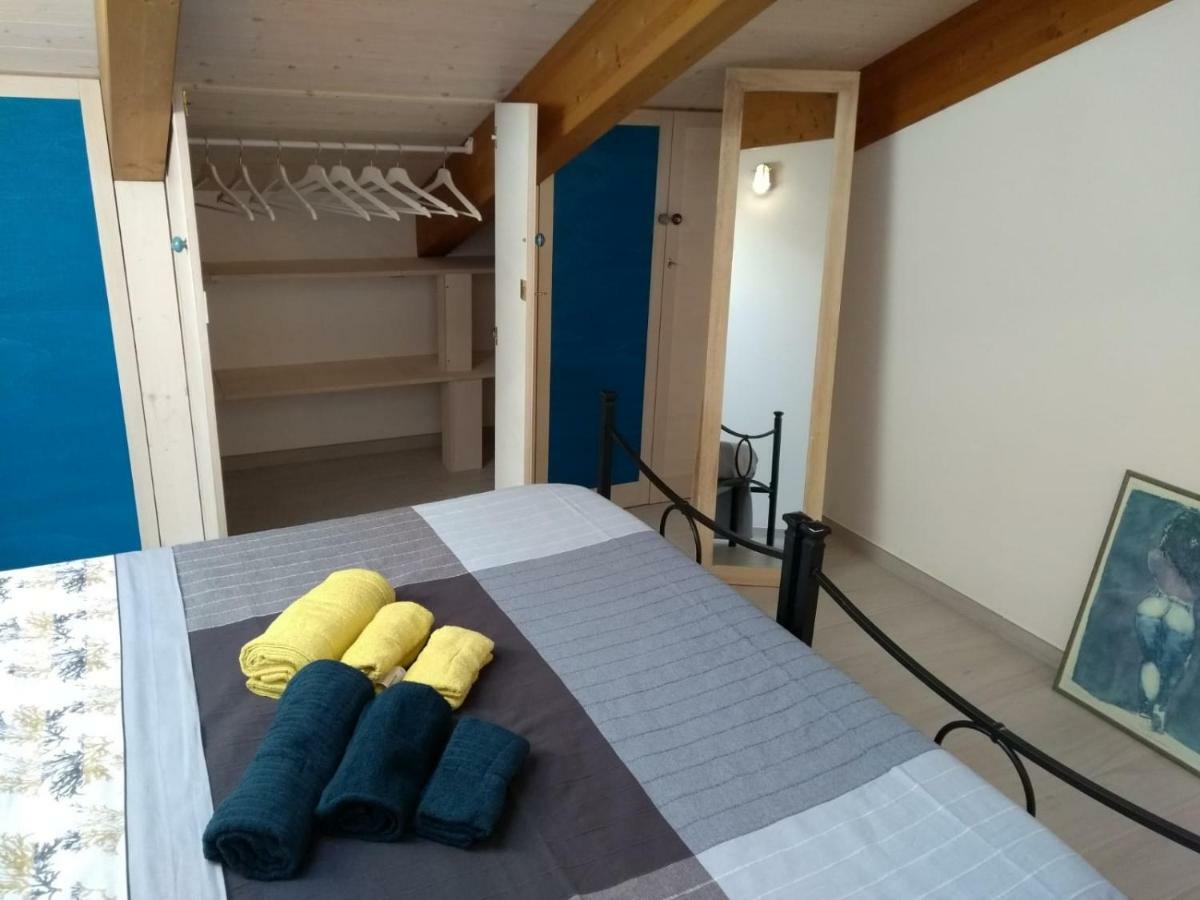 Casa Vacanze “Sale Di Mare” เปสการา ภายนอก รูปภาพ