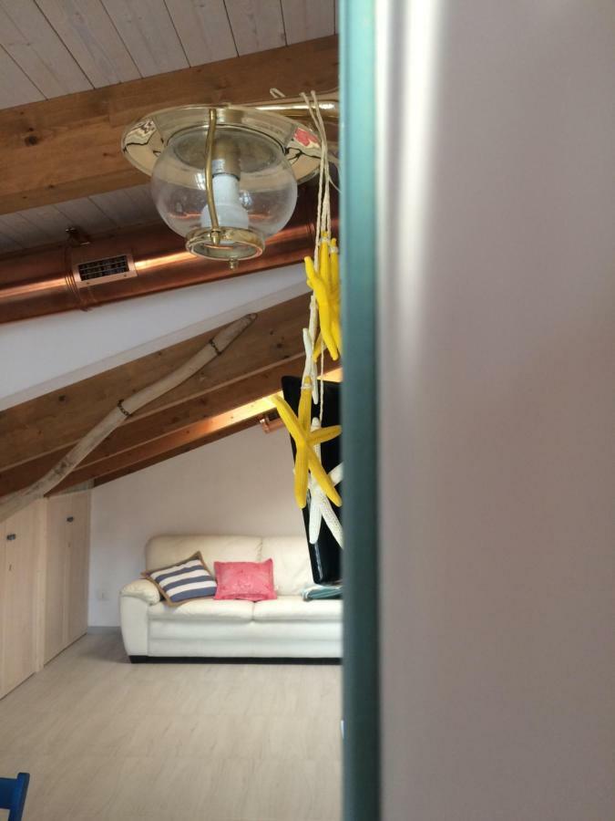 Casa Vacanze “Sale Di Mare” เปสการา ภายนอก รูปภาพ